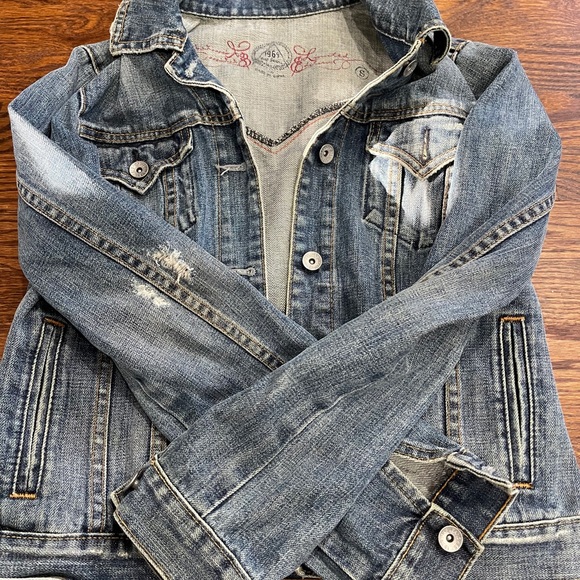 Jean jacket - Picture 7 of 7